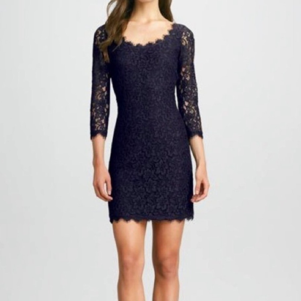 Diane von Furstenberg Zarita Navy Blue Lace mini 3/4 Sleeve Dress Size 0